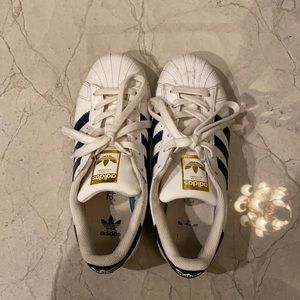 Adidas superstar sneakers. White and navy.